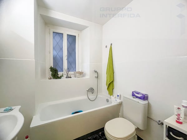 CASA CON DUE APPARTAMENTI 6