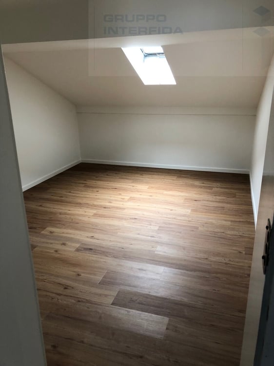 CONFORTEVOLE UFFICIO A CHIASSO 1