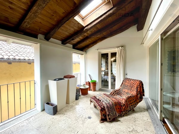FANTASTICO ATTICO NEL CENTRO STORICO 10