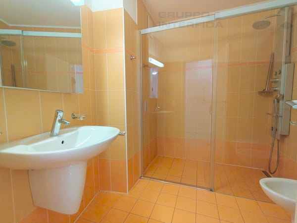 1.5 LOCALI NEL CUORE DI MENDRISIO 4