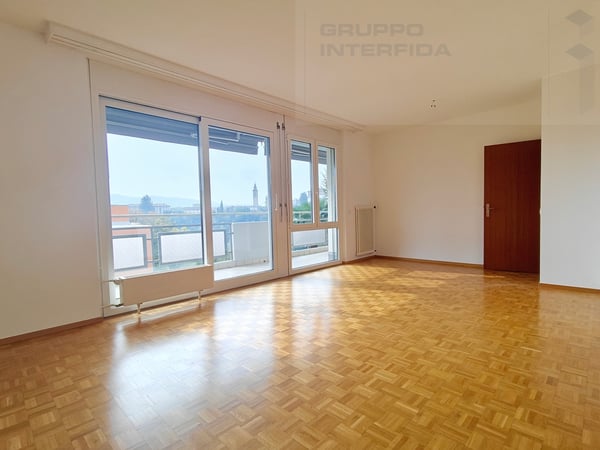 STABILE ABITATIVO DI 5 UNITÀ A REDDITO 4