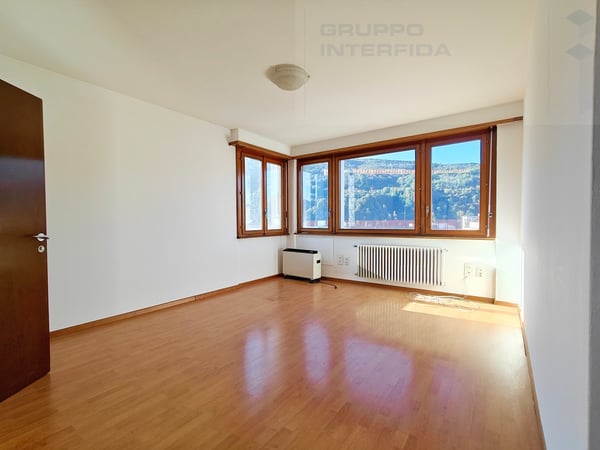 UFFICIO IN CENTRO A CHIASSO 1