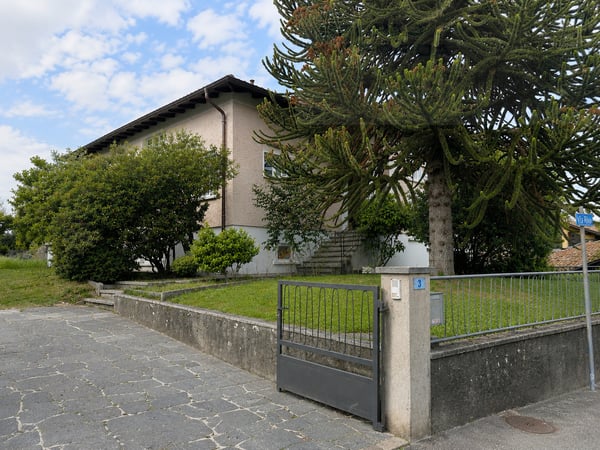 GRANDE CASA CON GIARDINO 2