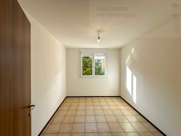 GRANDE APPARTAMENTO CON BALCONE 7
