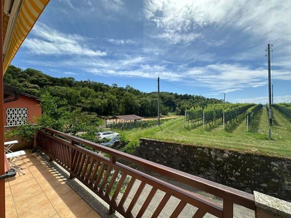 CASA DI TESTA SU TRE LIVELLI 8