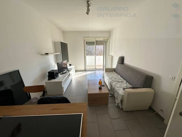 2.5 LOCALI RISTRUTTURATO A REDDITO 4