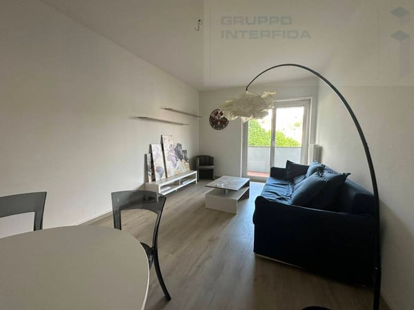 2.5 LOCALI RISTRUTTURATO 2