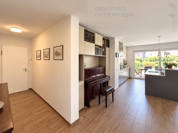SPAZIOSO APPARTAMENTO CON GIARDINO IN CONDOMINIO SIGNORILE 5