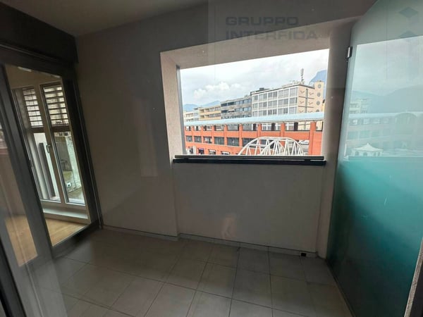 APPARTAMENTO RECENTE A REDDITO IN POSIZIONE CENTRALE 7