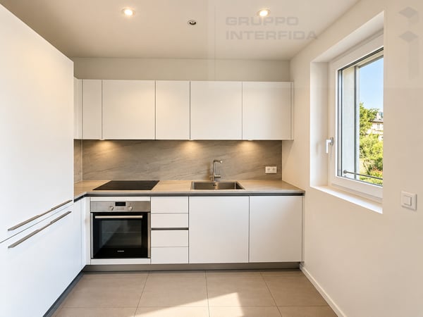 BEL 4.5 LOCALI RISTRUTTURATO CON BALCONE E POSTO AUTO 2