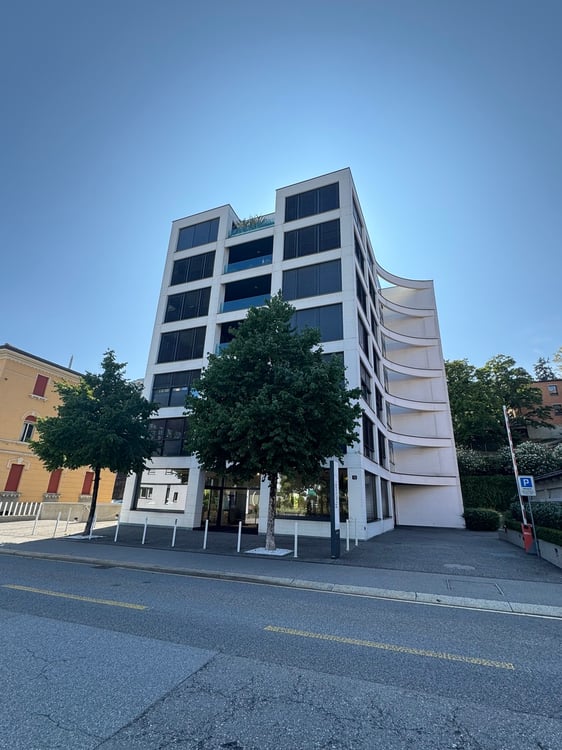 MODERNO UFFICIO, IDEALE ANCHE COME ABITATIVO 3