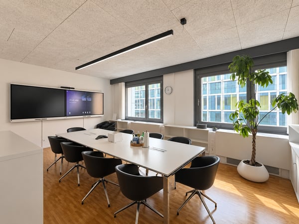 UFFICIO IN POSIZIONE CENTRALE 2