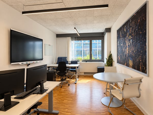 UFFICIO IN POSIZIONE CENTRALE 3
