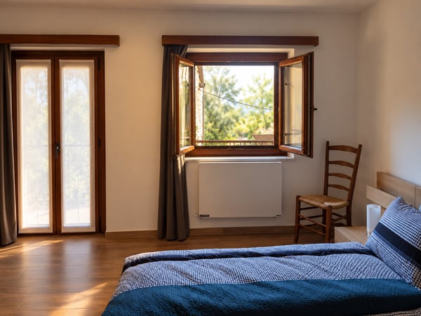 GRAZIOSA CASA RUSTICA NEL CUORE DI BRÉ 6