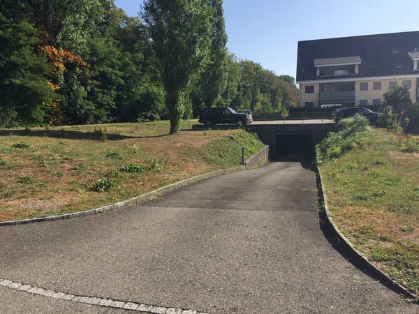 Einstellhallenplatz zu vermieten! 2