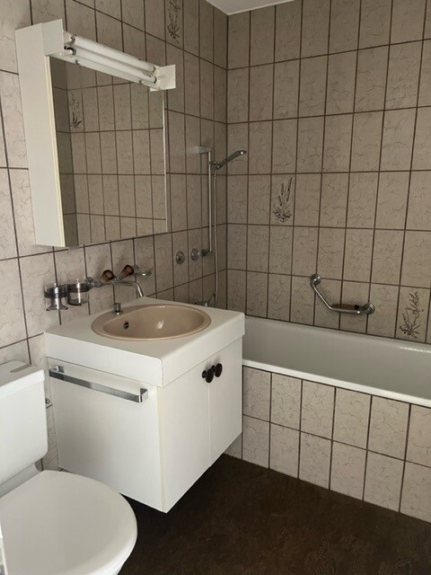 Klein, aber fein! 1.0-Zimmer-Wohnung im Lutertal! 4