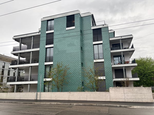 IHRE NEUE WOHLFÜHLOASE - 7.5-ZIMMERWOHNUNG per 01.10.2026 1