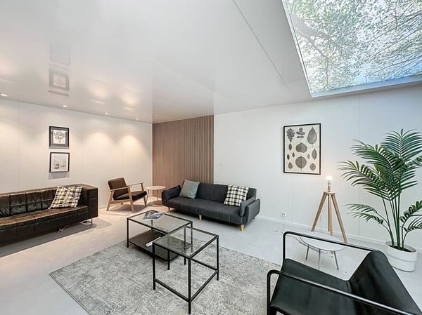 Surface d'exception de 3'800 m², divisible, au centre de Lausanne 6