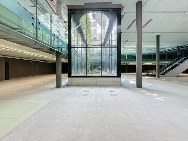 Surface d'exception de 3'800 m², divisible, au centre de Lausanne 5