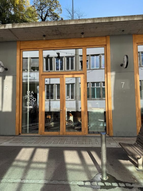 Arcade commerciale de 16 m2 2