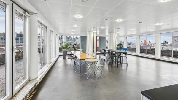 Attraktives Büro mit privater Dachterrasse 4
