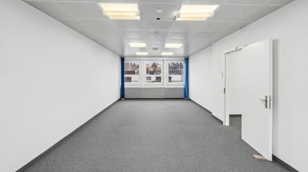 Attraktives Büro mit privater Dachterrasse 3