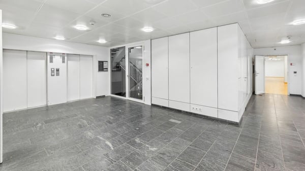 Vielseitige Praxisfläche hinter Neumarkt 8