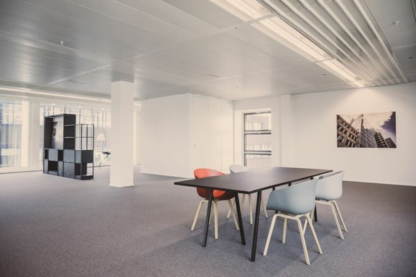 Office Tower 10. OG: working with a view 9