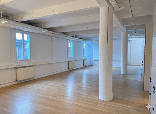 Bureau de 190 m2 dans le Quartier du Flon 1