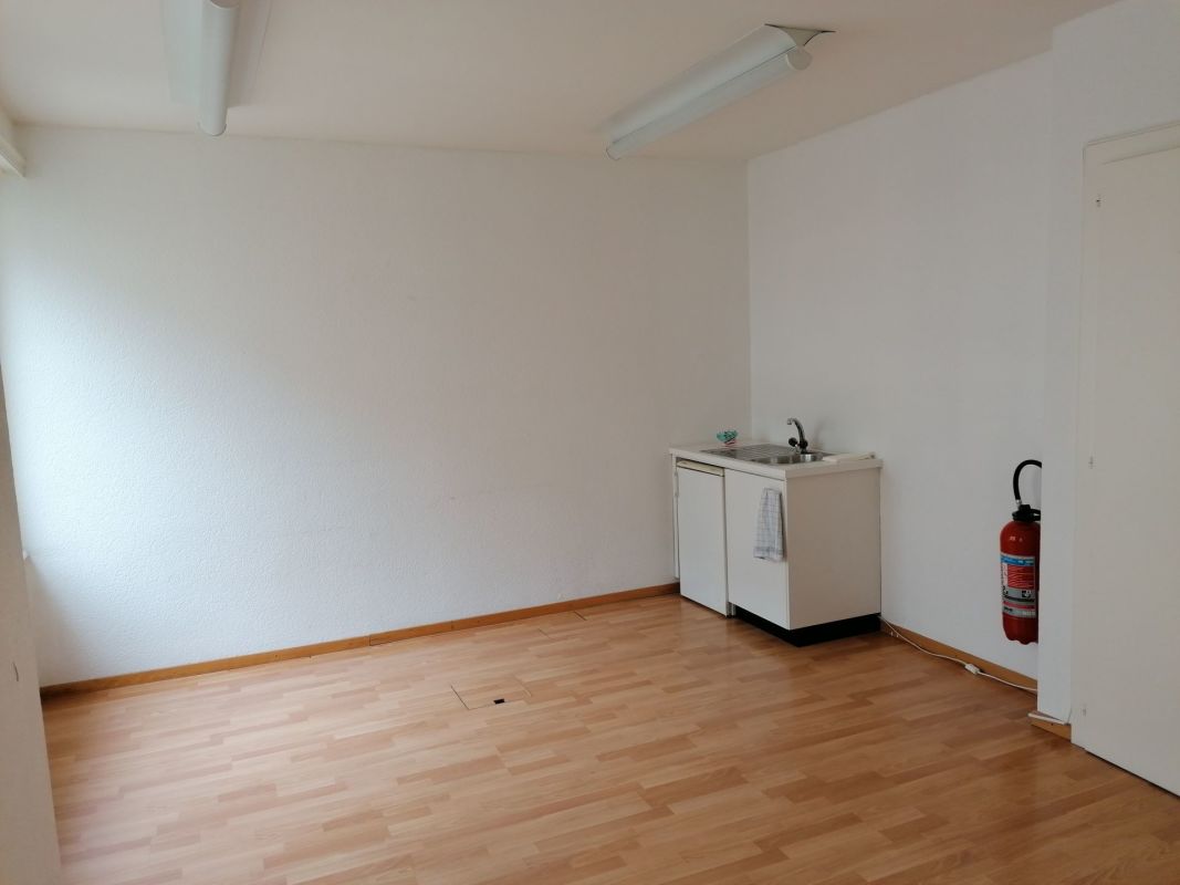 Bureaux de 110m2 semi-aménagés, proche Gare de Lausanne