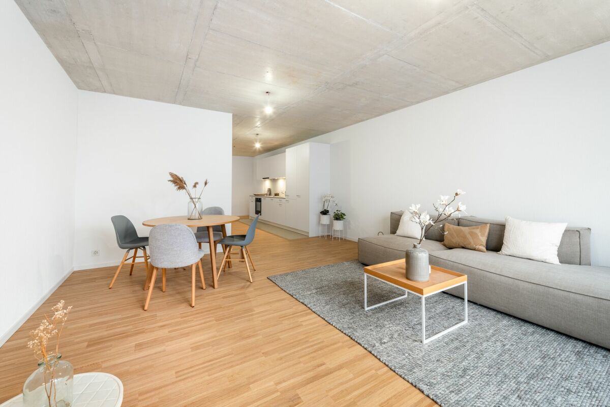 Einzigartige Loftwohnung mit Bogenfenster und Dachterrasse