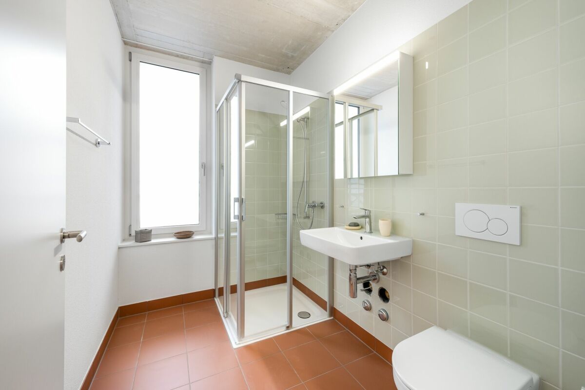 Einzigartige Loftwohnung mit Bogenfenster und Dachterrasse