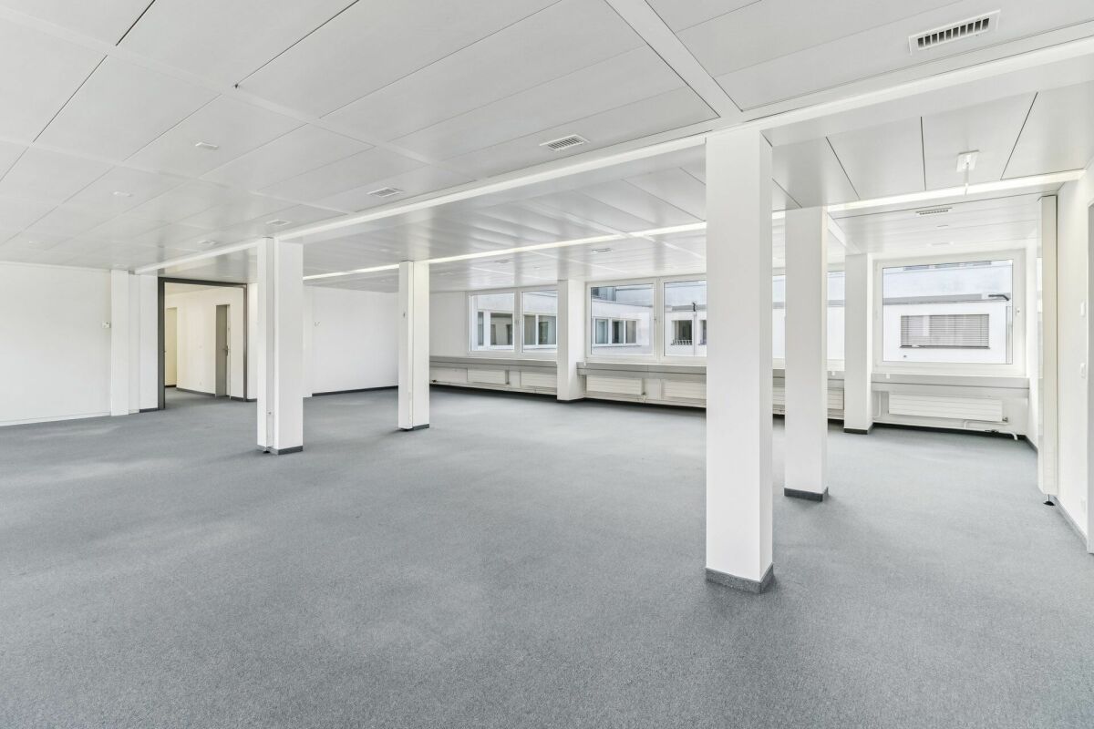 Repräsentative Bürofläche im 4. Obergeschoss in Zürich-Altstetten
