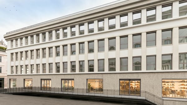 Surface de loisirs/services de 455m2 - Rue de Genève 7 3