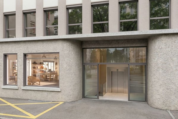 Surface de loisirs/services de 455m2 - Rue de Genève 7 2