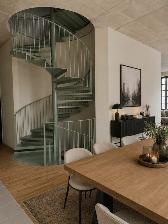 Einzigartige Loftwohnung mit Bogenfenster und Dachterrasse 5