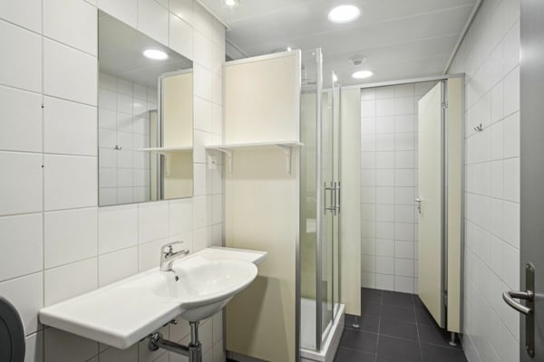 Repräsentative EG-Bürofläche in Wollishofen - ready to move in 7