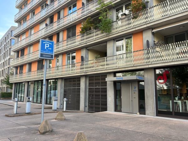 Suchen Sie ein warmes Zuhause für Ihr Motorfahrzeug? 2