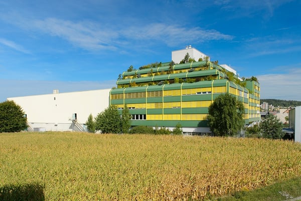 Gut erschlossene Bürofläche im 5. OG zu vermieten 3