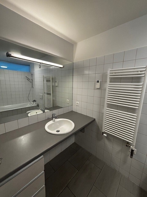 Bel appartement-loft en plein coeur du Flon avec terrasse en toiture 6