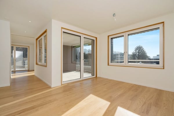 Exklusive 2.5-Zimmer-Attikawohnung mit Loggia und Terrasse 4