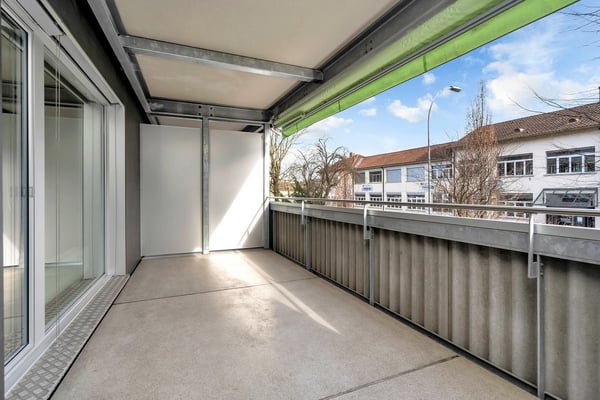 Grosszügige 2.5-Zimmer-Wohnung 6
