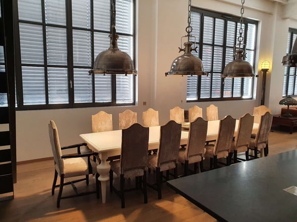 A vendre : Exceptionnel LOFT/Duplex de 440m2 aux Charmilles 10