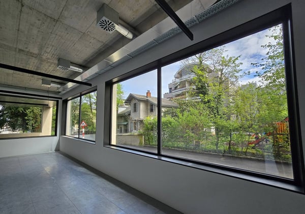 LA LAC TOWER : 3 luxueux bureaux neuf et 3 dépôts à vendre 4