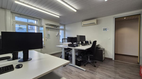 Grosszügiges Büro mitten in der Luzerner Neustadt 5