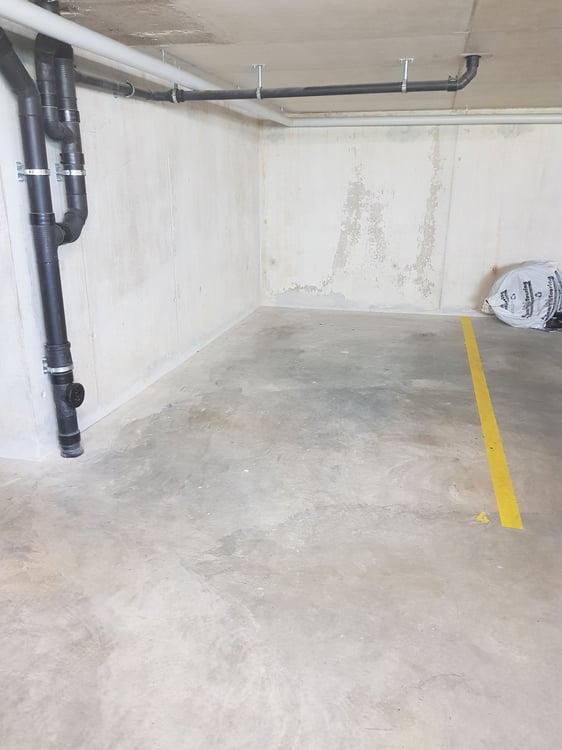 Place de stationnement souterraine moderne à Val-de-Ruz 3