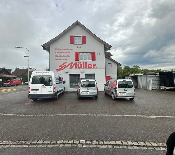 Aus gesundheitlichen Gründen zu verkaufen. Wohn-und Geschäftshaus. 2