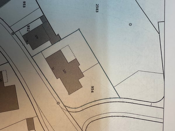 Aus gesundheitlichen Gründen zu verkaufen. Wohn-und Geschäftshaus. 6