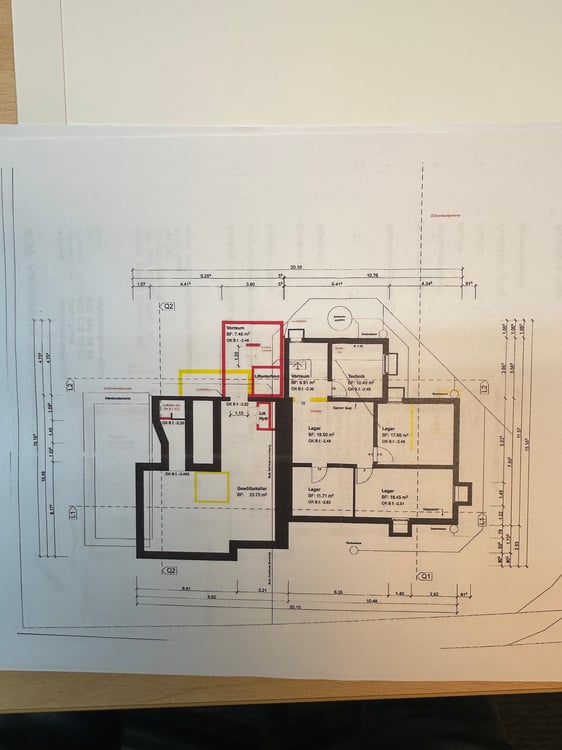Aus gesundheitlichen Gründen zu verkaufen. Wohn-und Geschäftshaus. 9