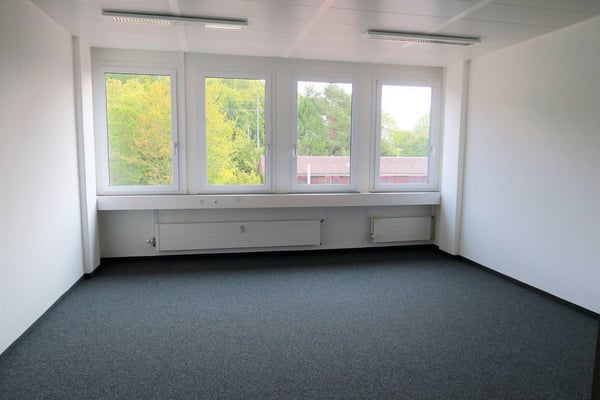 Büro's in unterschiedlichen Grössen mit Parkplätzen in Winterthur (Quartier Grüze/Seen) 8